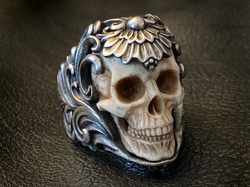 Antique Silver Floral Armor Antler Skull Ring
