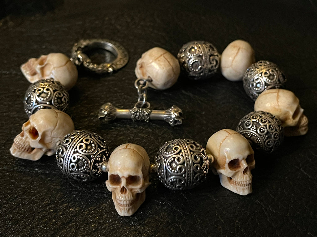 Mortis Ores Antler Skull  Silver Bead Bracelet